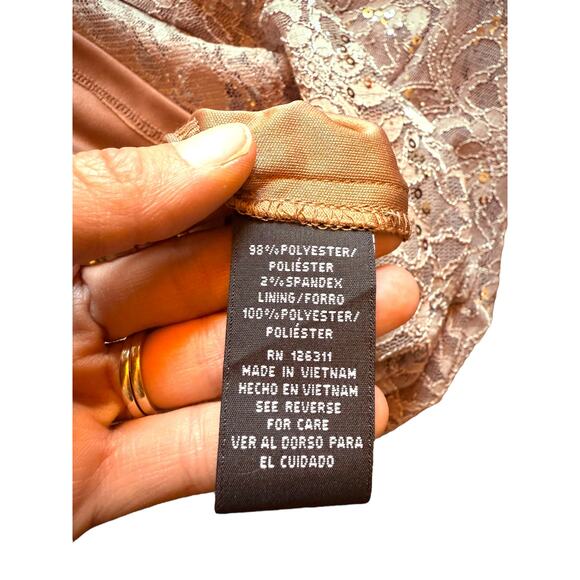 Taupe Lace Mother of the Bride Dress - Size 8 - Picture 9 of 15